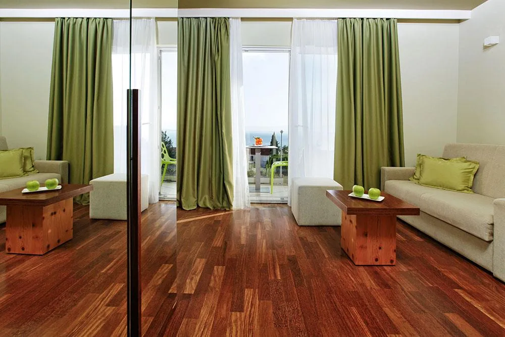 Deluxe suite
