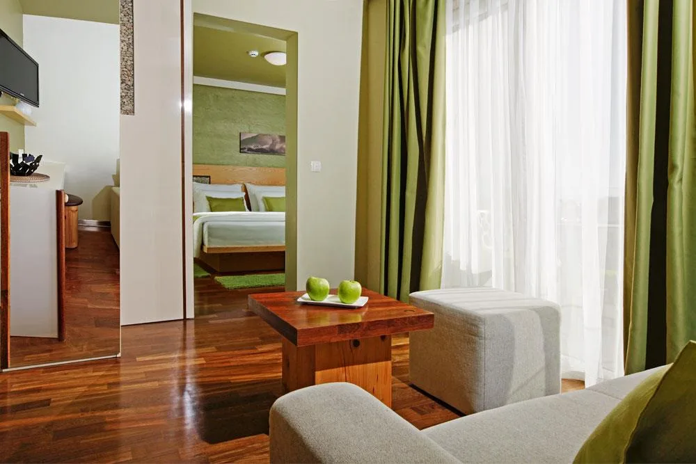 Deluxe suite