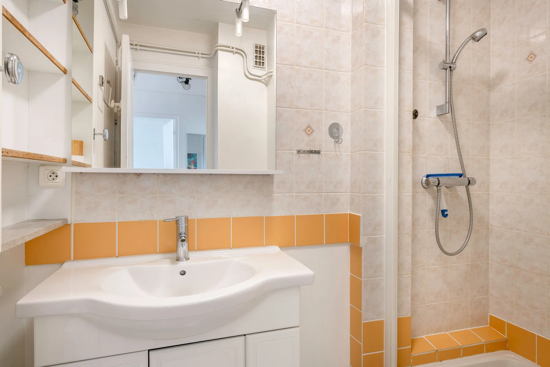Foto de la galería del alojamiento Bonito apartamento - a 400 m de la playa de La Baule.
