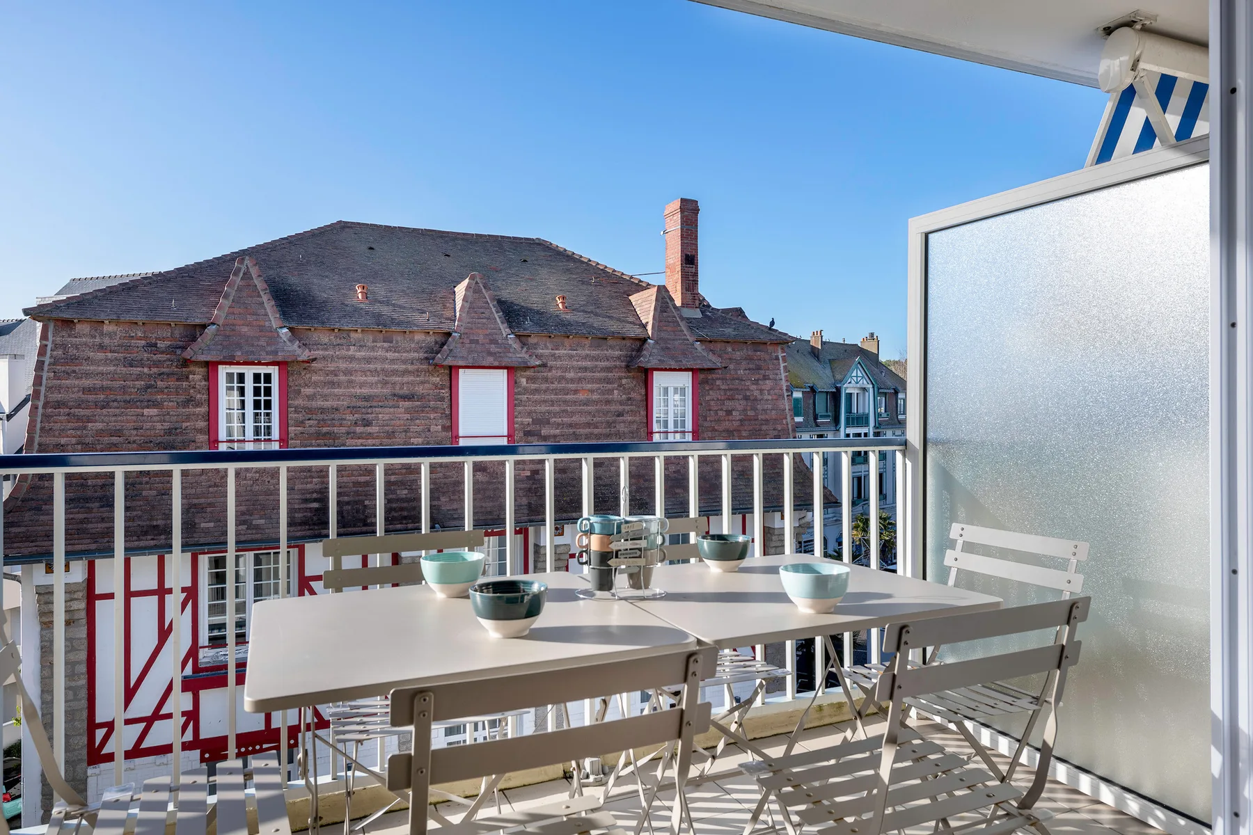 Foto de la galería del alojamiento Bonito apartamento - a 400 m de la playa de La Baule.