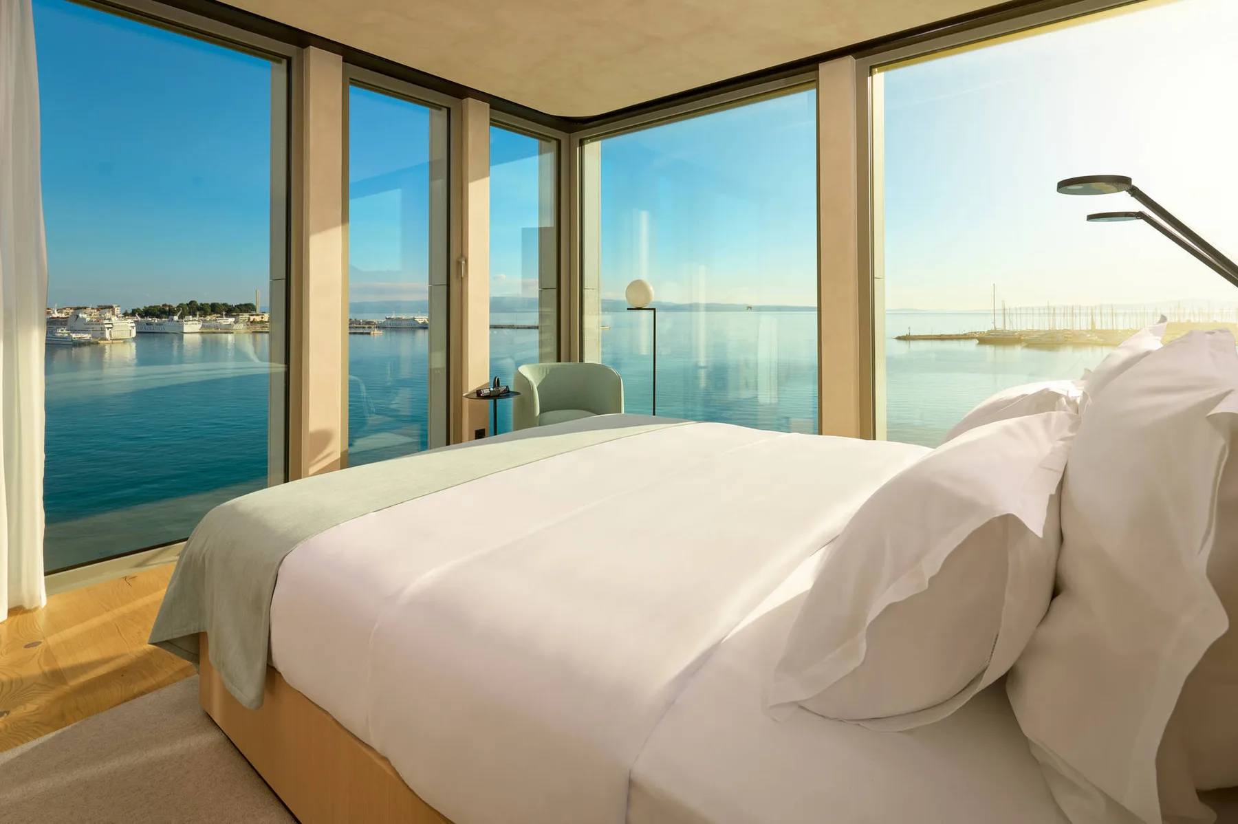 Hotel room or suite