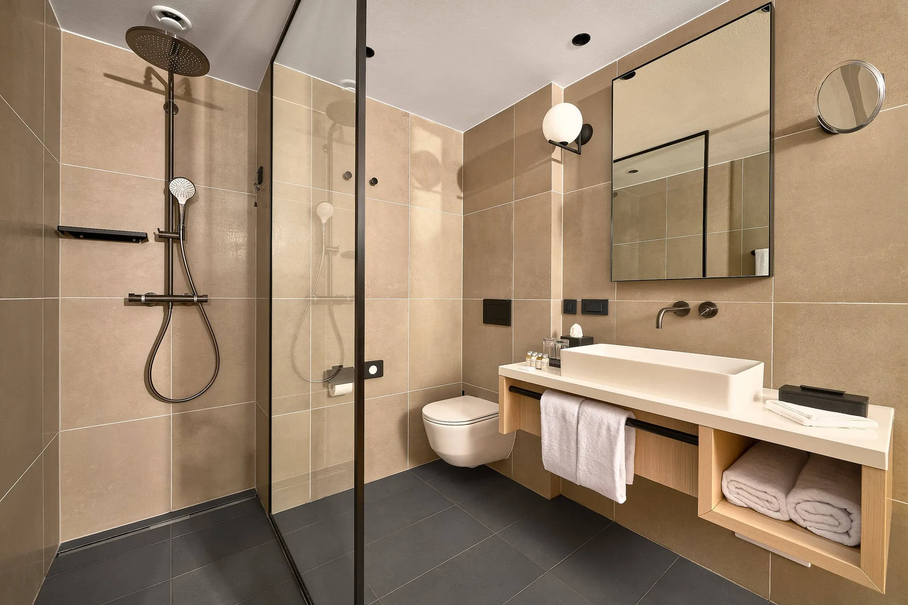 Hotel room or suite