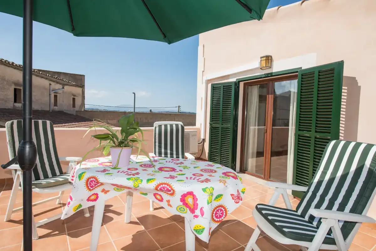 Holiday rentals in Villa sa fonera, Maria de la Salut