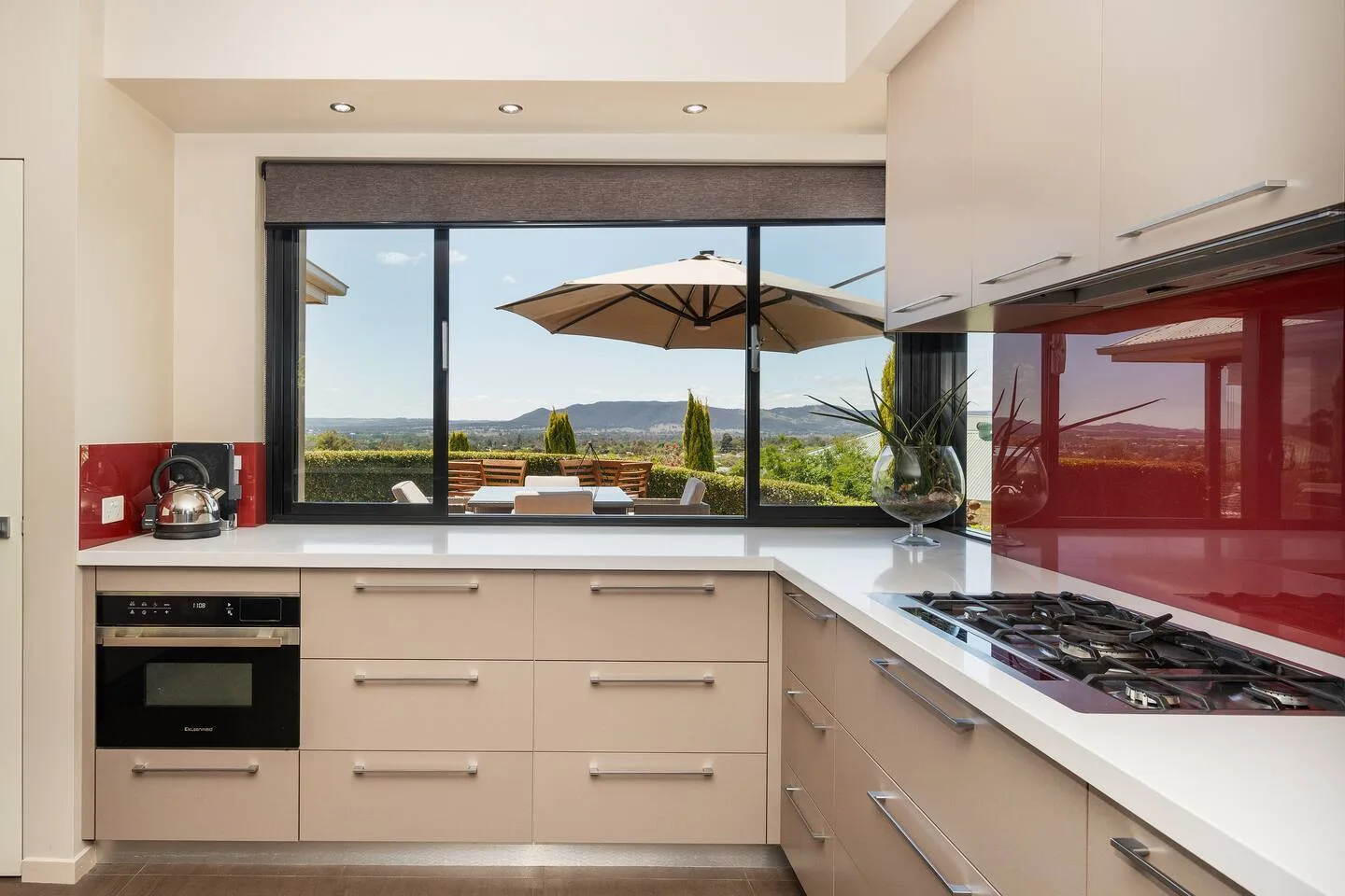 Equipped kitchen with valley views.
