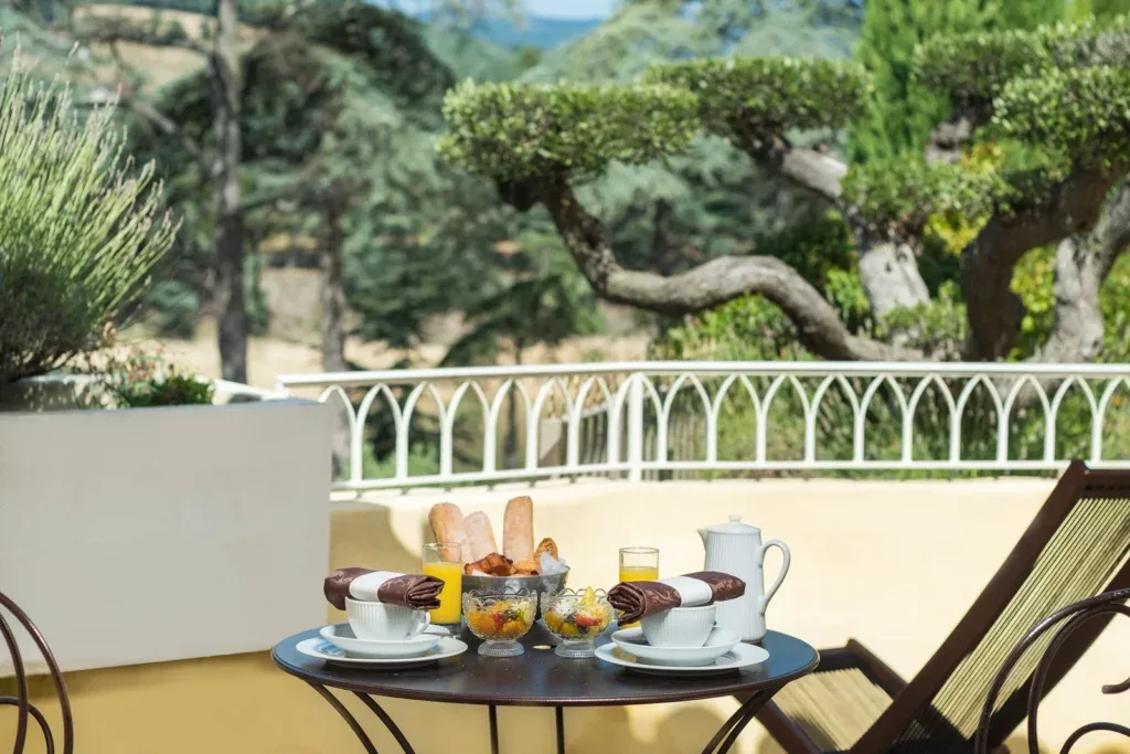 Lunch at Auberge du Lac restaurant in Ardèche