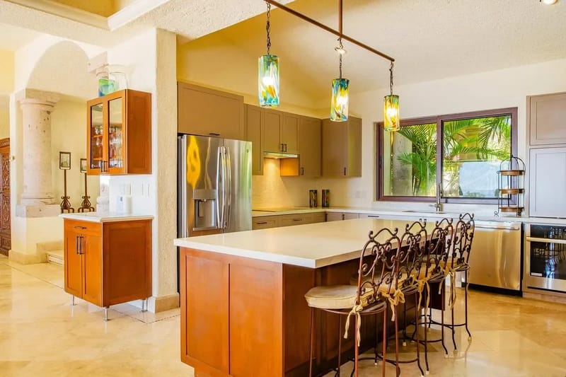 Stunning 5BR Oceanfront Villa w/ Pool