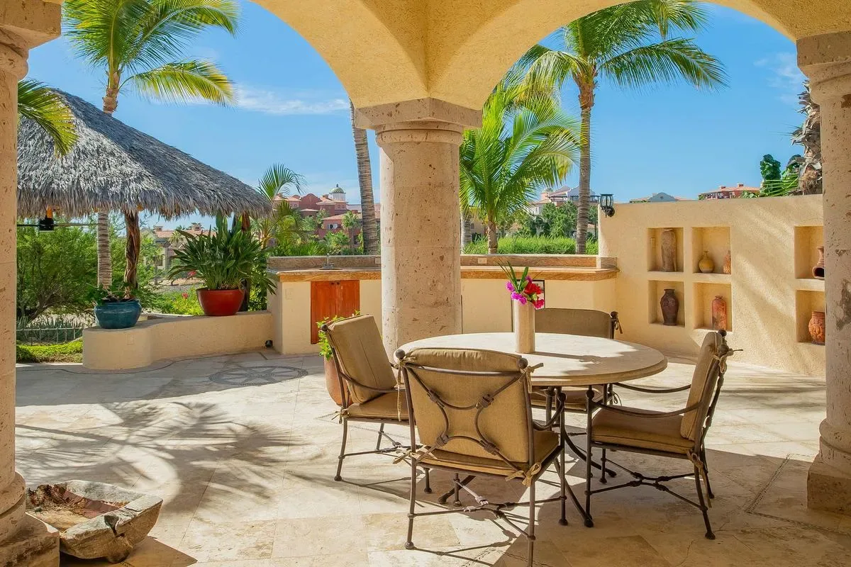 Stunning 5BR Oceanfront Villa w/ Pool