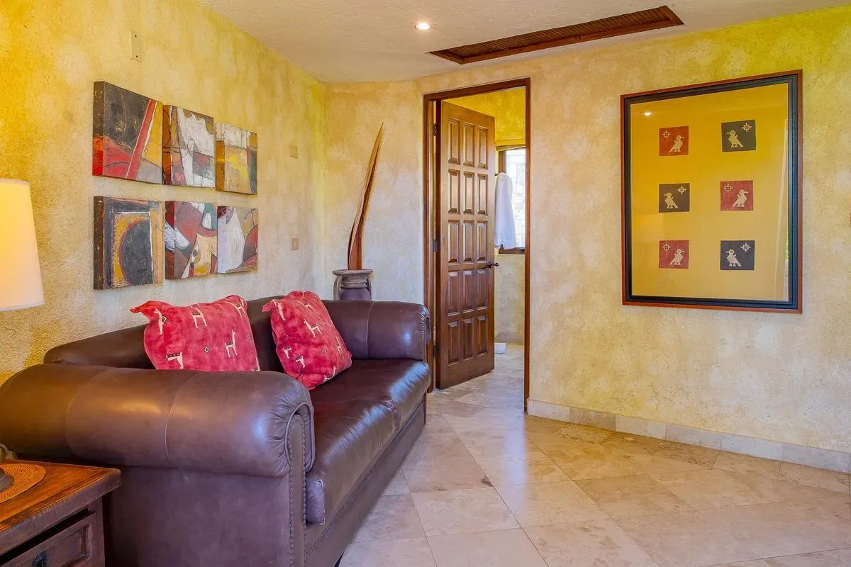 Stunning 5BR Oceanfront Villa w/ Pool