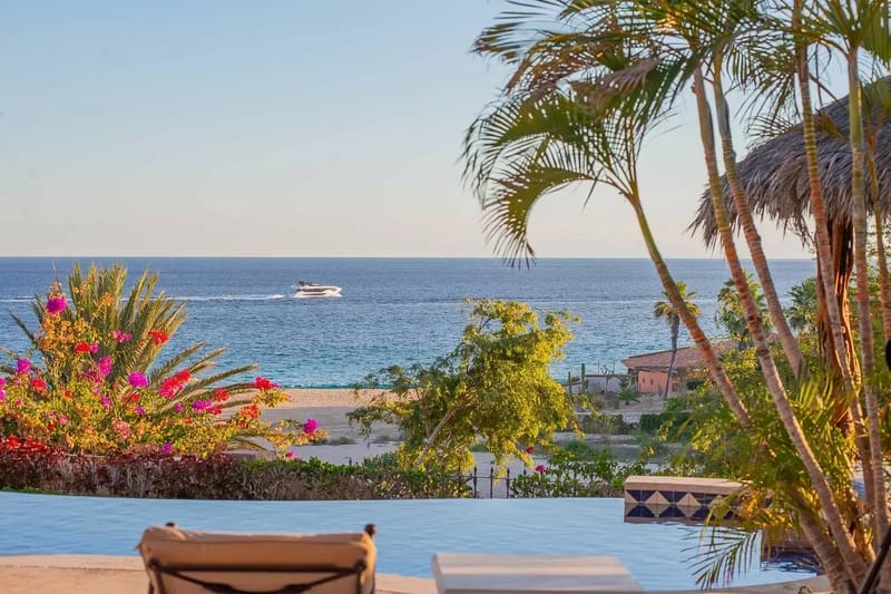 Stunning 5BR Oceanfront Villa w/ Pool
