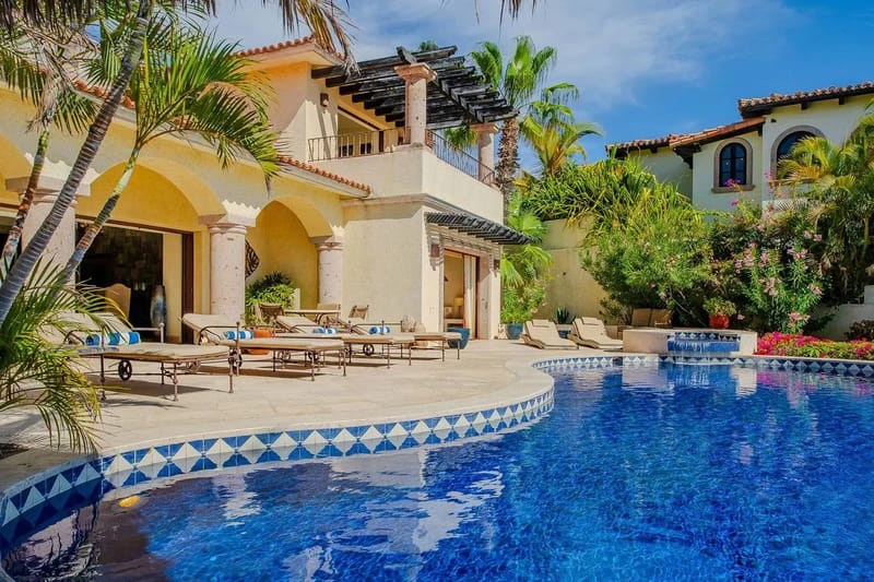Stunning 5BR Oceanfront Villa w/ Pool