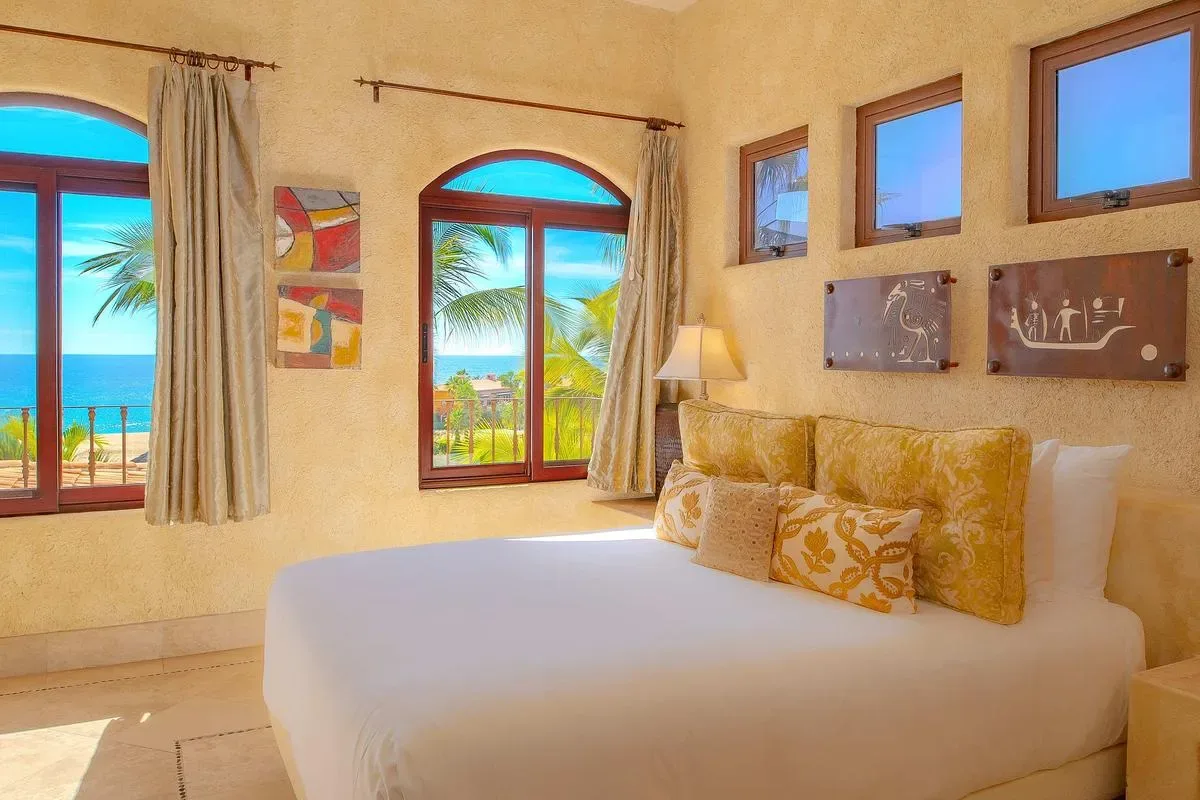 Stunning 5BR Oceanfront Villa w/ Pool