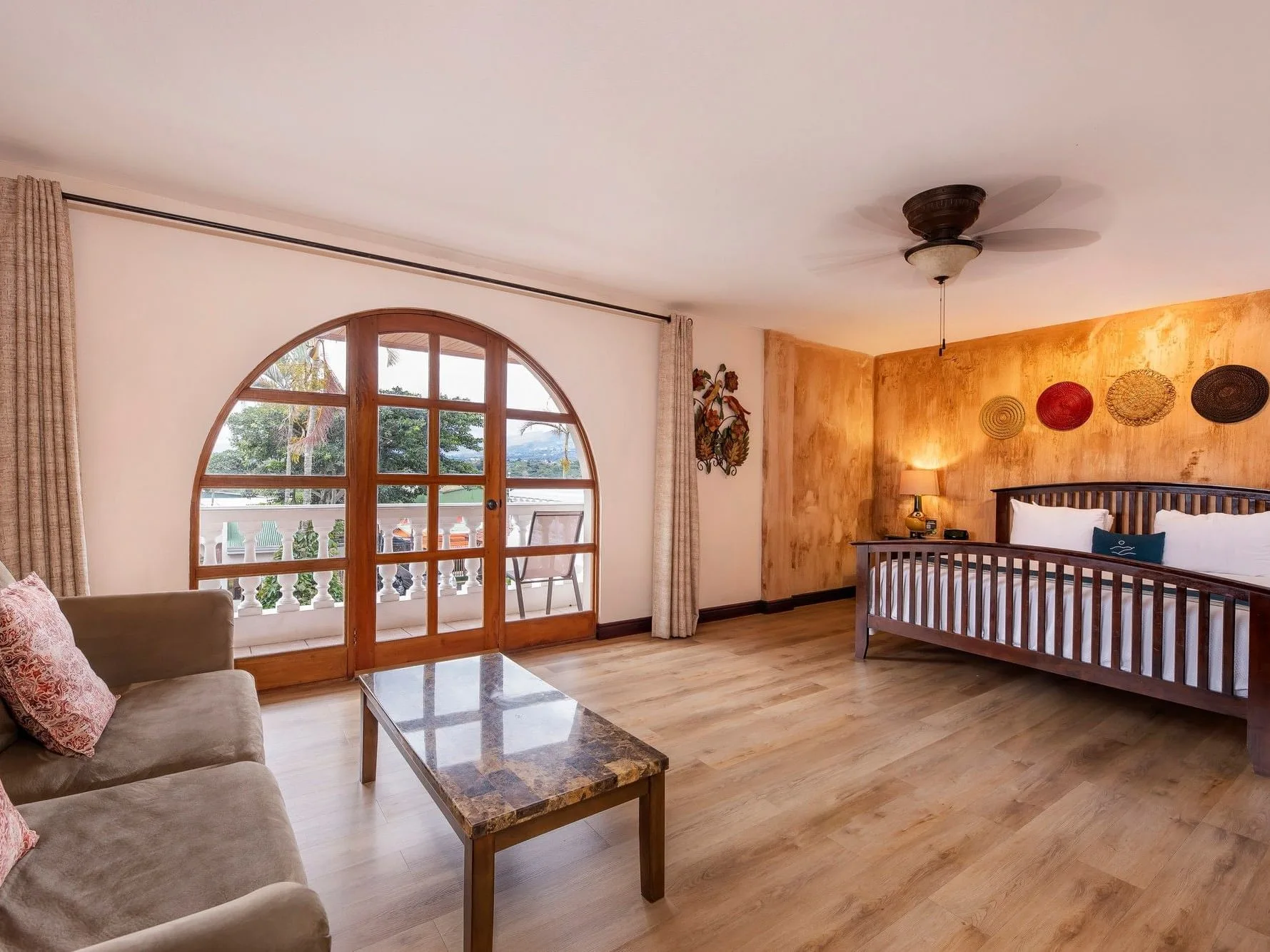 Buena Vista Chic Hotel