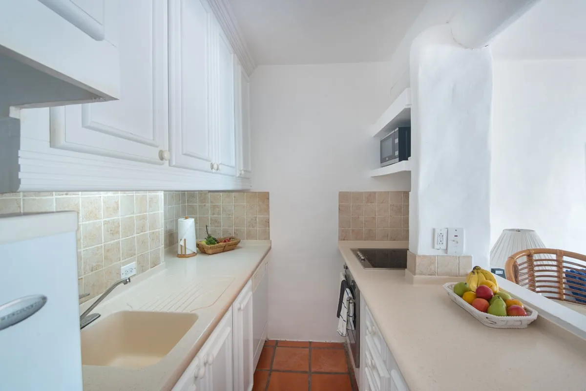Glitter Bay Estate 202 – Serenity