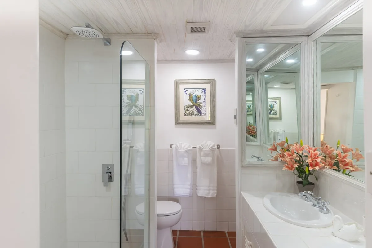 Glitter Bay Estate 202 – Serenity
