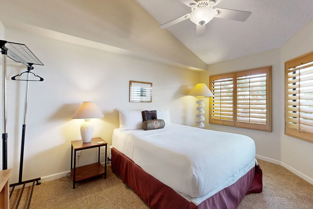 Shoal Creek Manor