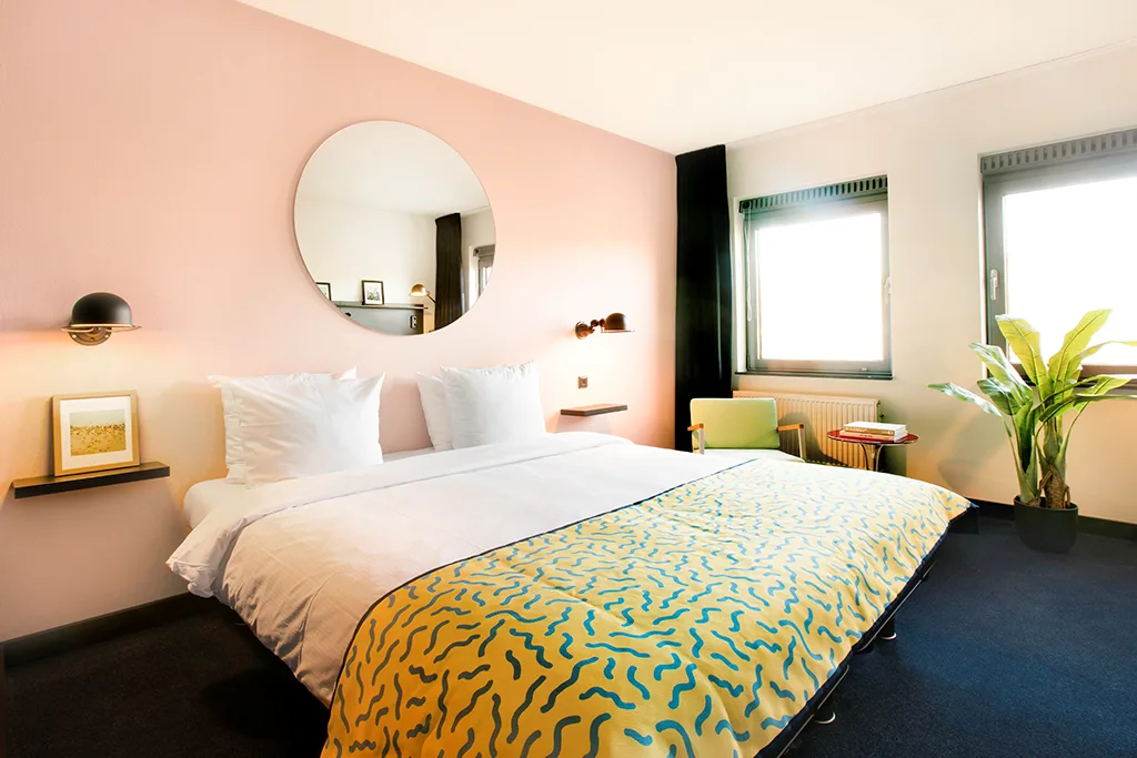 Habitación de hotel mediana