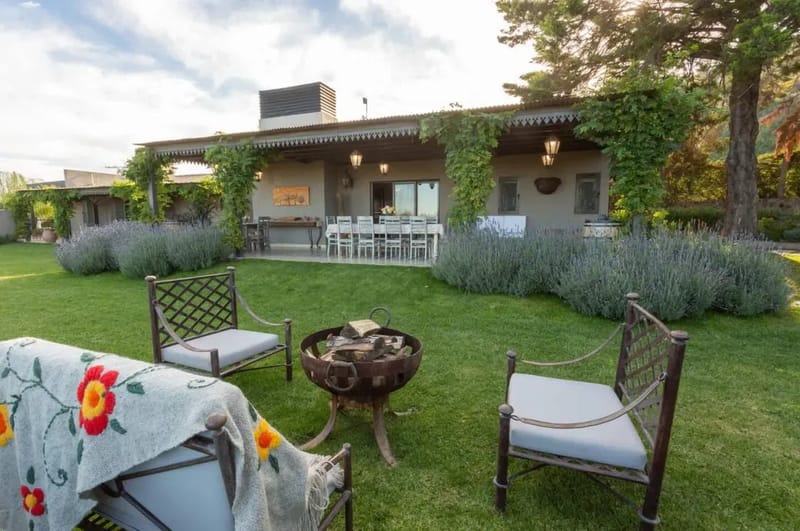 Unique 2BR House w/ AC & Vineyard Views