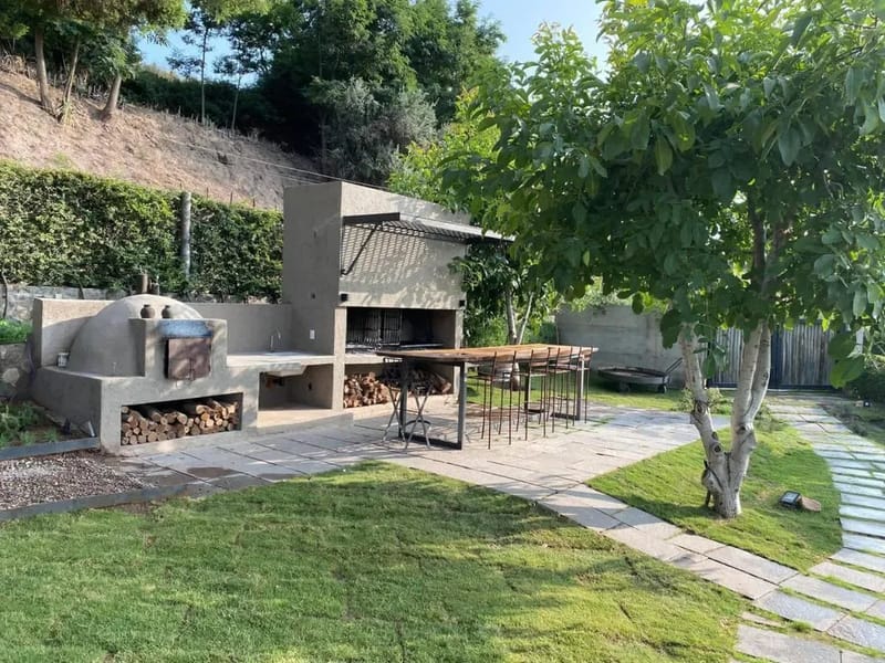 Unique 2BR House w/ AC & Vineyard Views