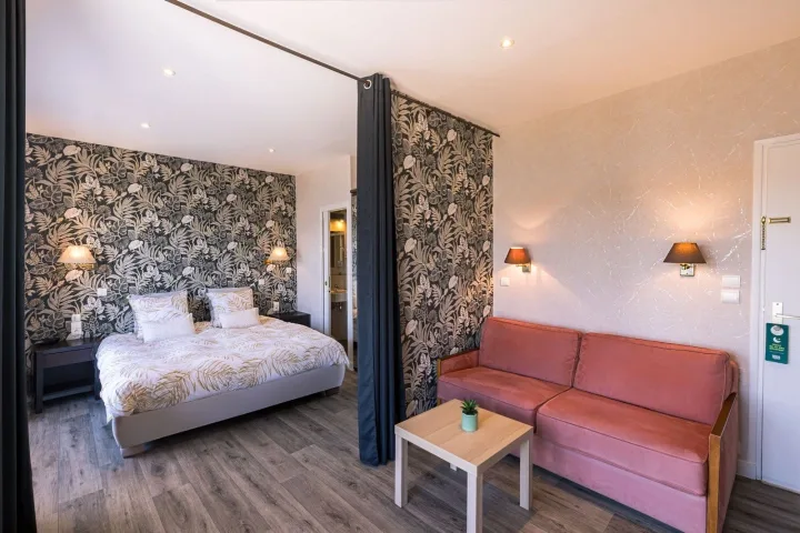 Habitaciones del hotel, incluida una adaptada para personas con movilidad reducida
