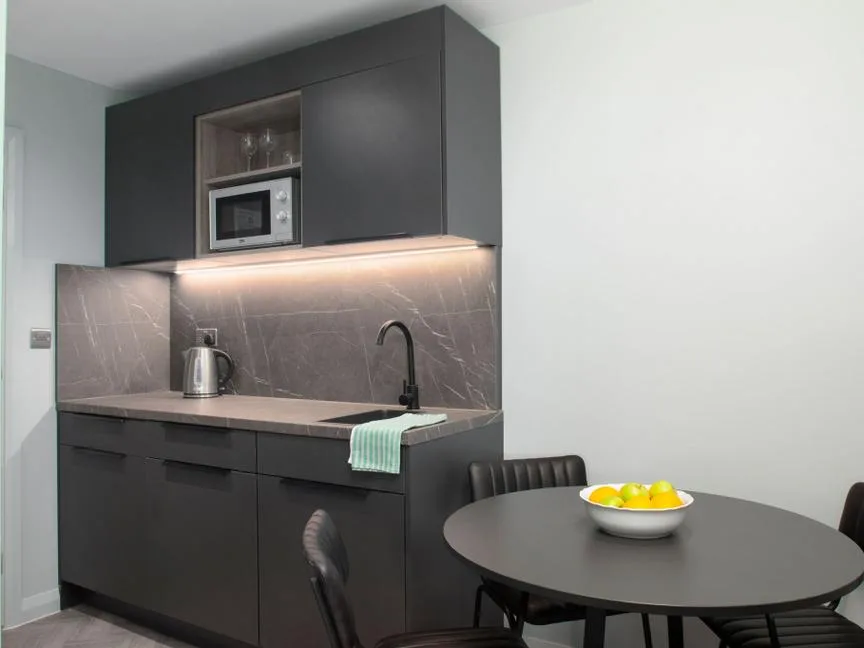 Aptel East | London