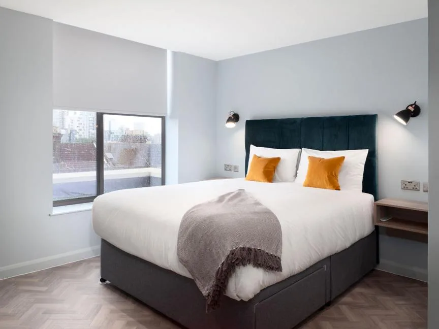 Aptel East | London