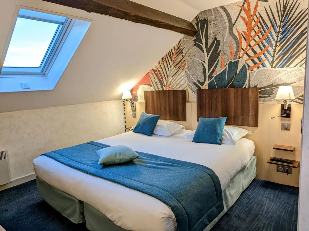 Hotel room photo