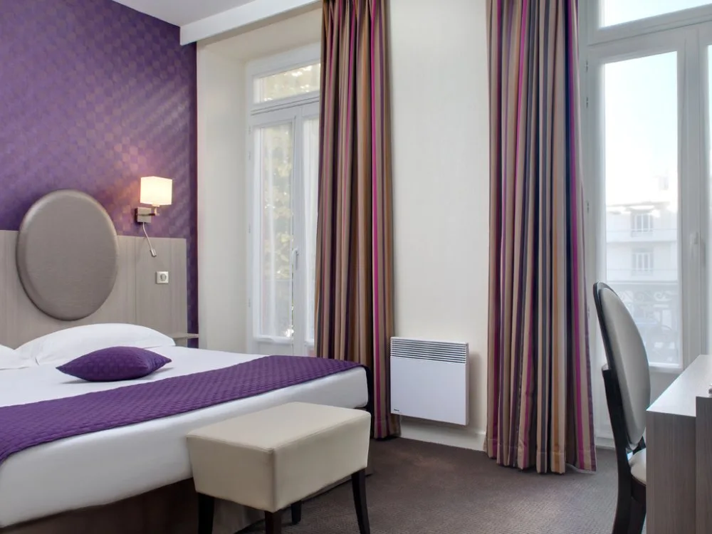 Hotel room photo