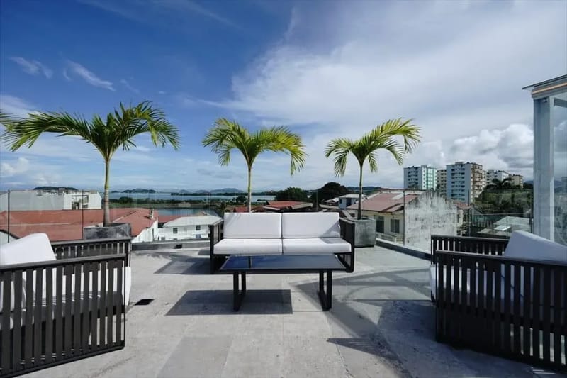 Spacious 1BR in Casco Antiguo w/ Rooftop