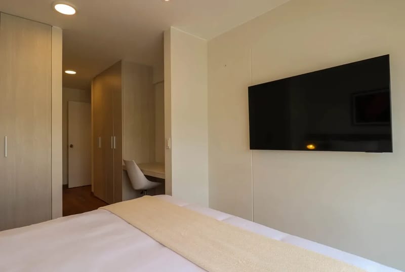Luminous 2BR w/ Balcony in Miraflores