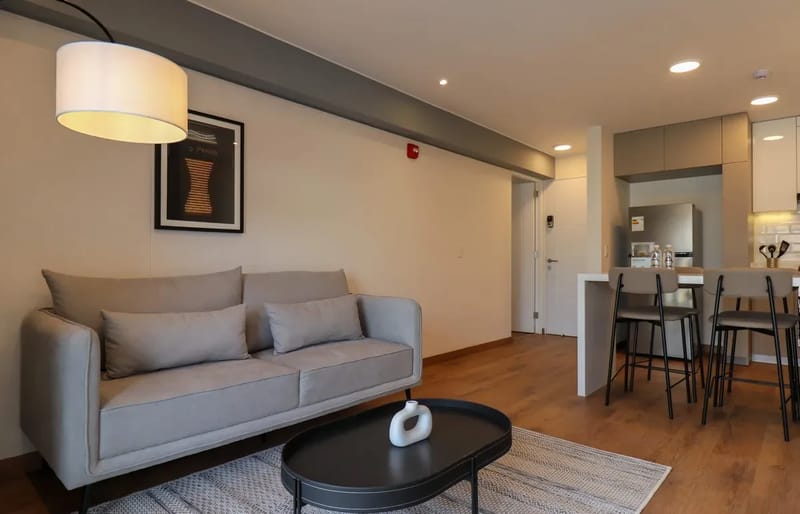 Luminous 2BR w/ Balcony in Miraflores