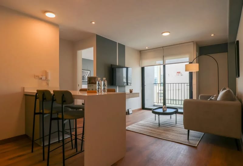 Luminous 2BR w/ Balcony in Miraflores