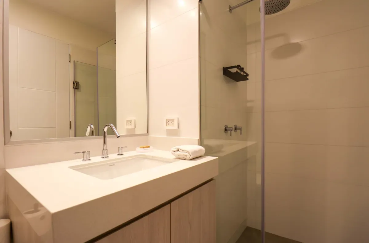 Luminous 2BR w/ Balcony in Miraflores