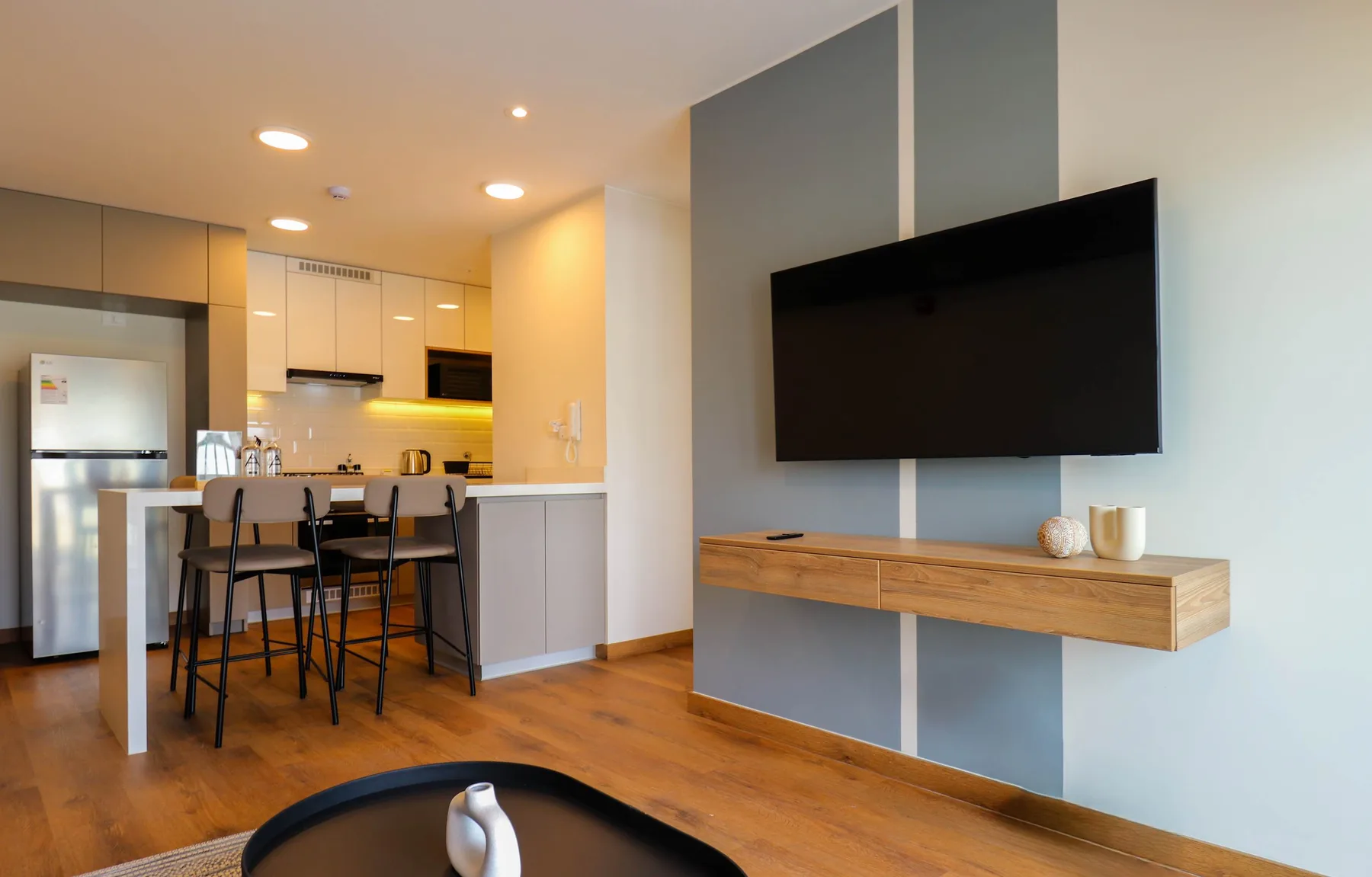 Luminous 2BR w/ Balcony in Miraflores