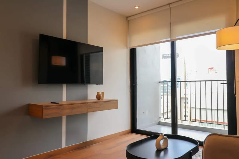 Luminous 2BR w/ Balcony in Miraflores