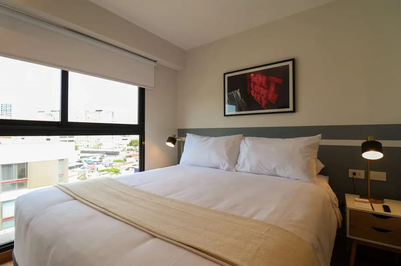 Luminous 2BR w/ Balcony in Miraflores