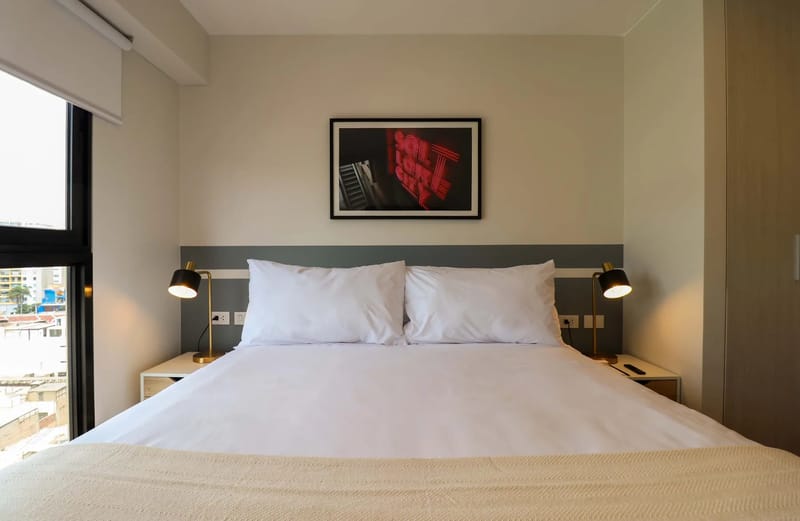 Luminous 2BR w/ Balcony in Miraflores