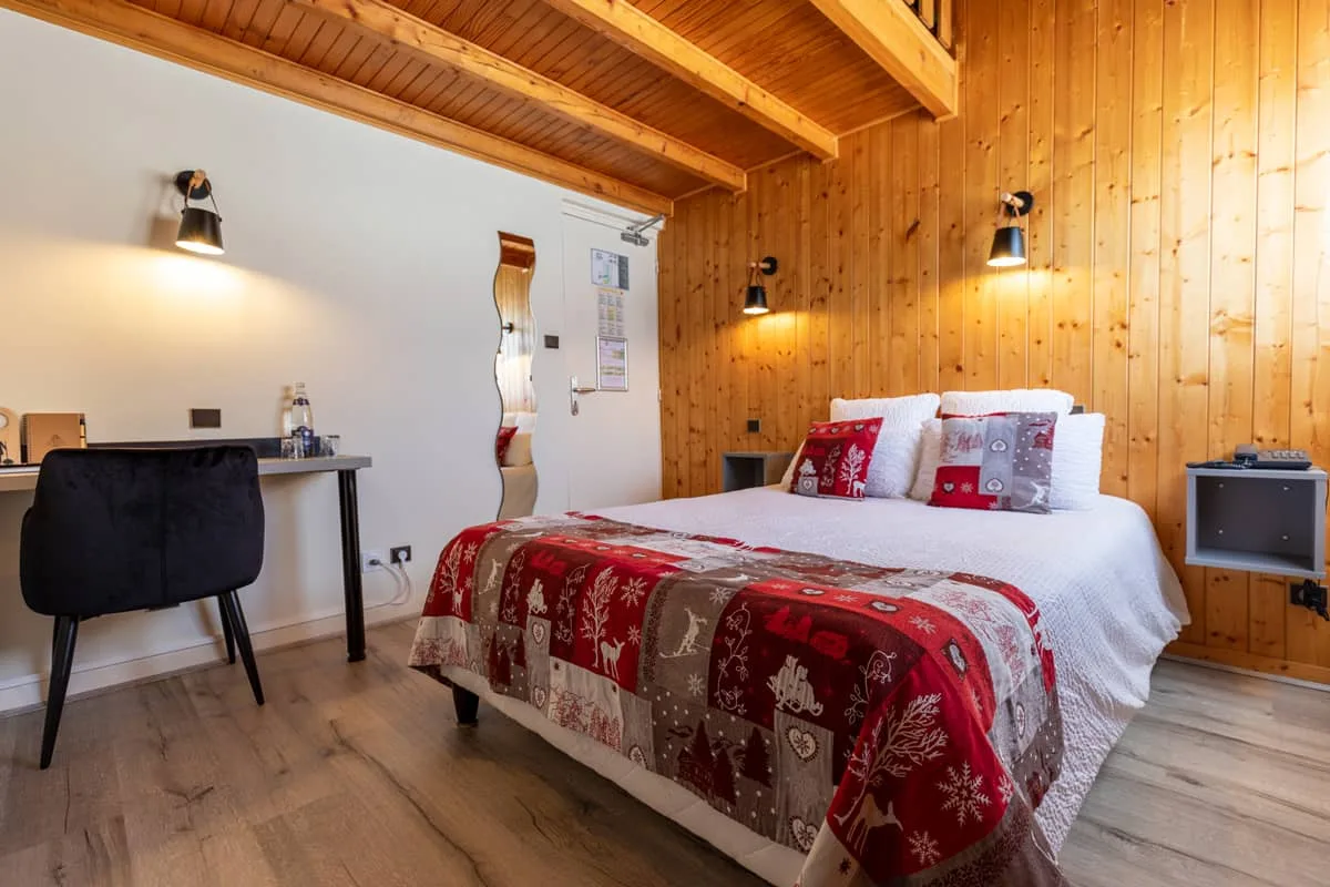 Room 5 at Le Vernay