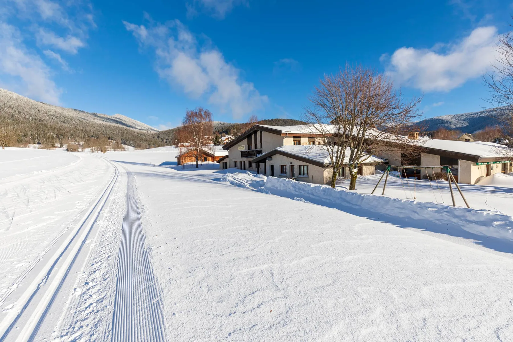 Le Vernay hotel in the snow