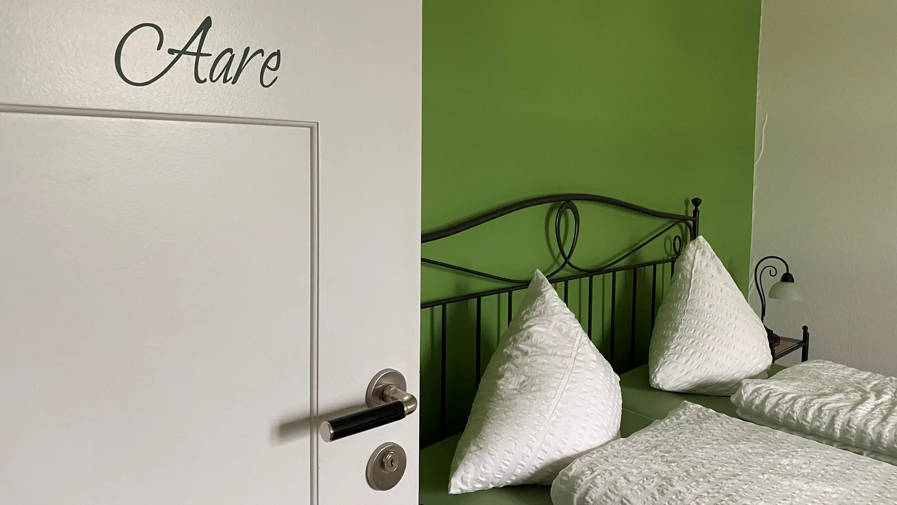 Aare room entrance