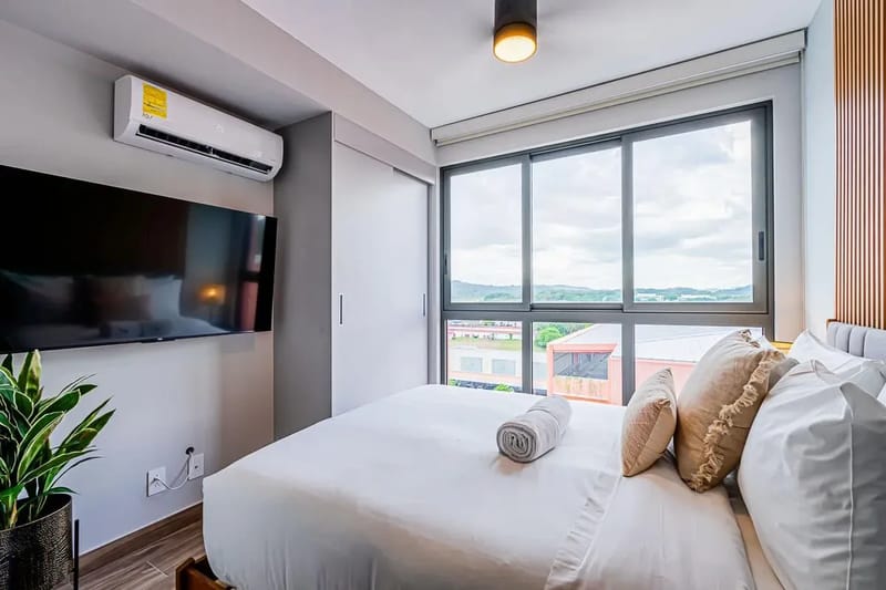 Sophisticated 1BR in Panama Pacifico
