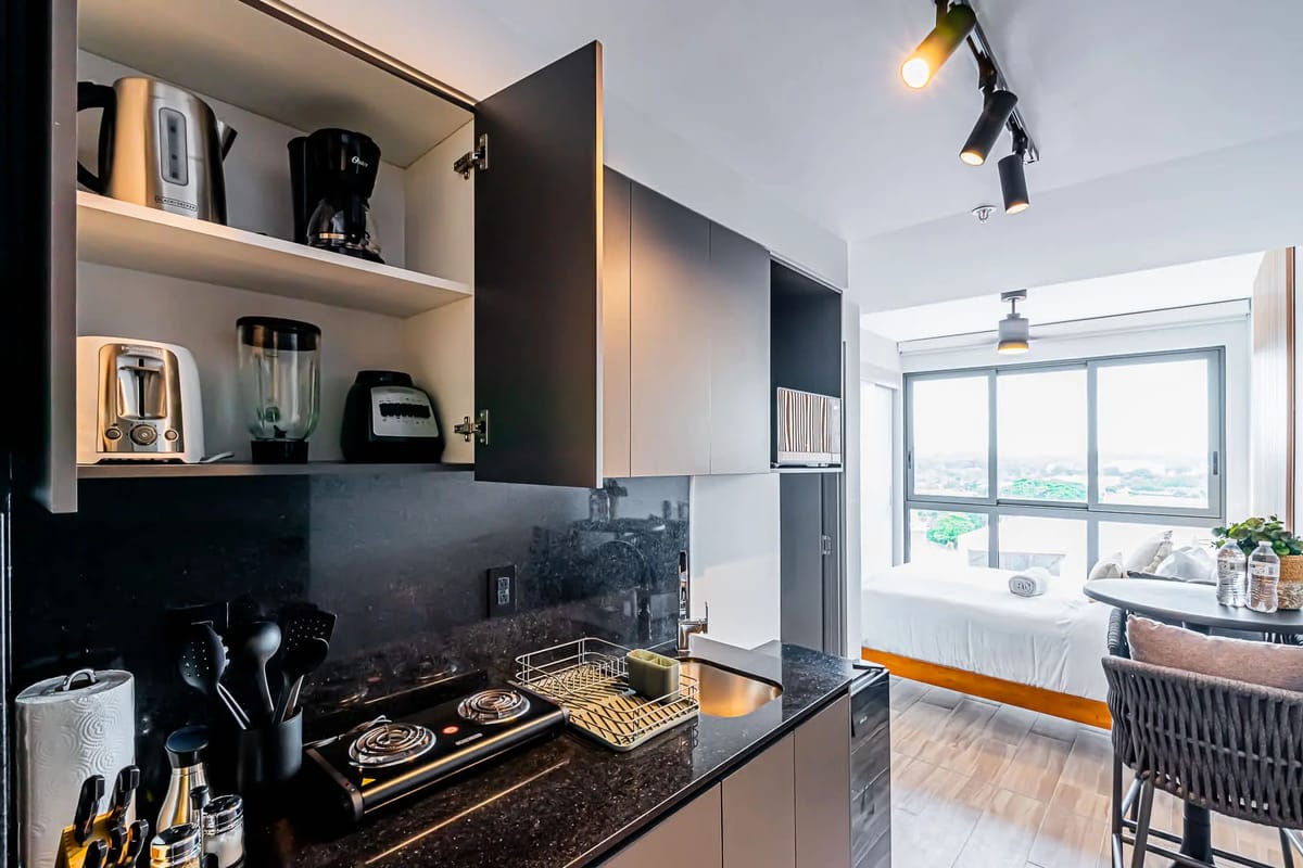 Sophisticated 1BR in Panama Pacifico