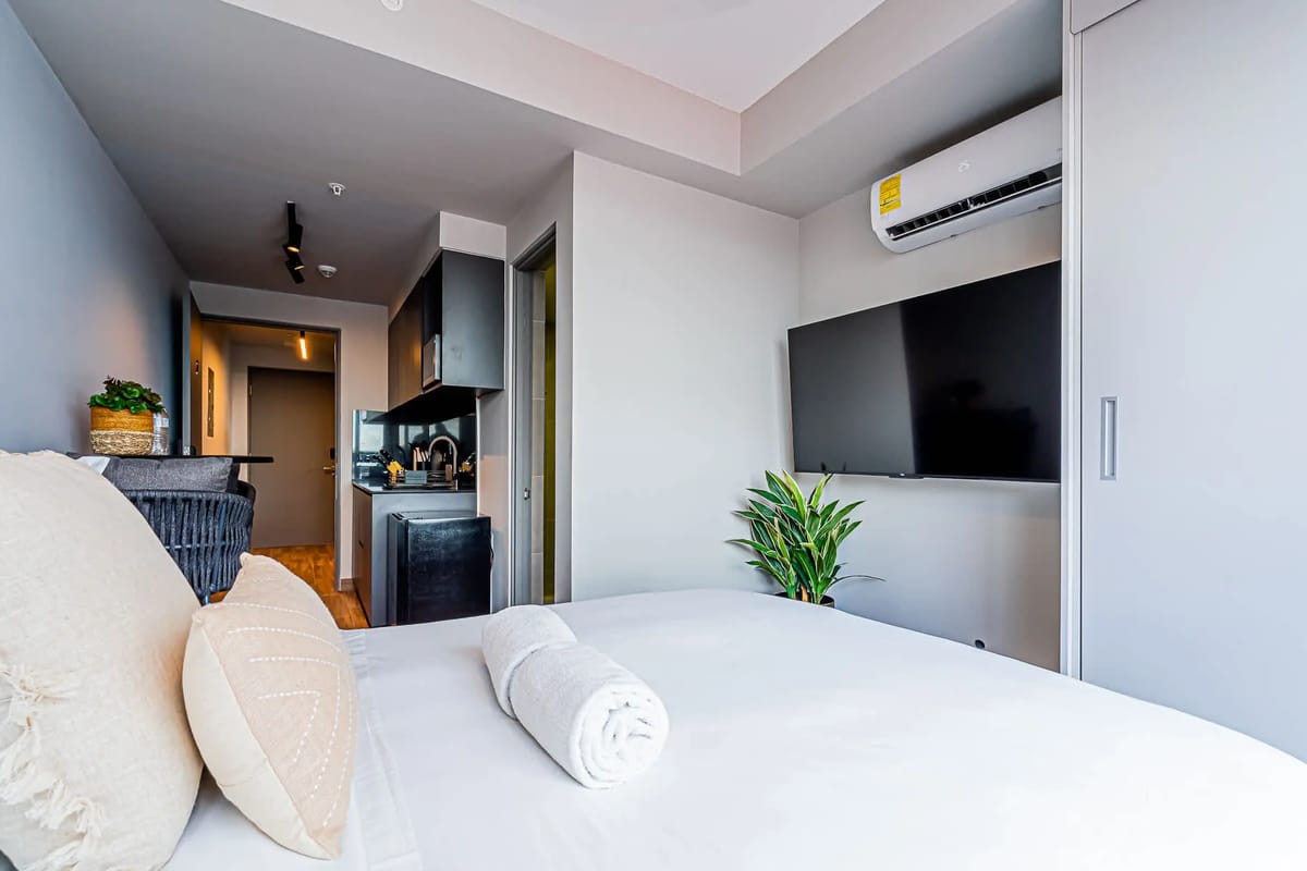 Sophisticated 1BR in Panama Pacifico
