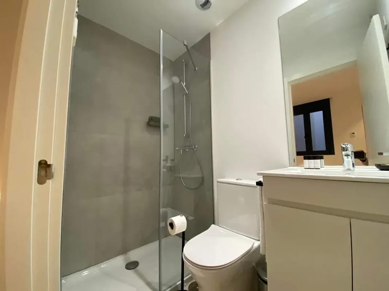Majestic 2BR at Palacio Real