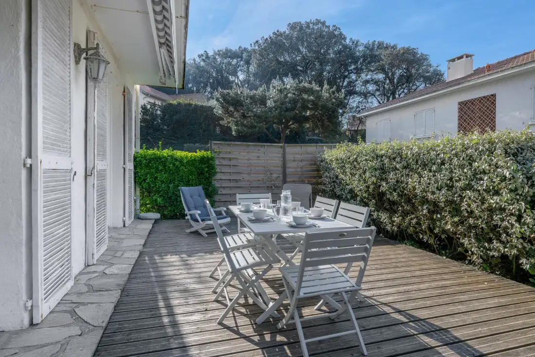 Apartment listing gallery photo