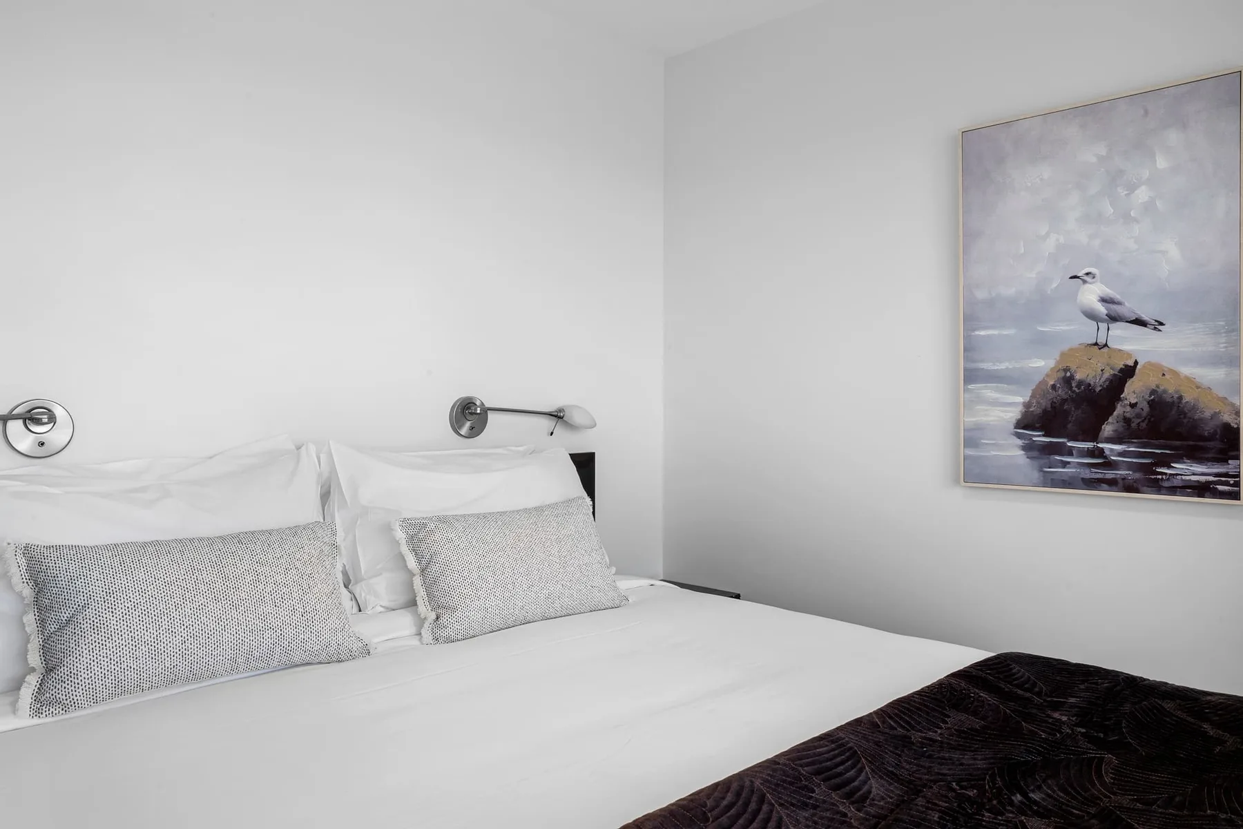 East End Escape – prime location just moments from the Scenic Coastal Walkway