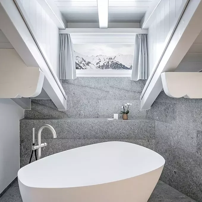 Room bathroom
