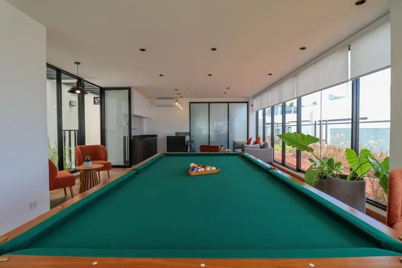 Engaging 2BR Retreat w/ Balcony in Miraflores