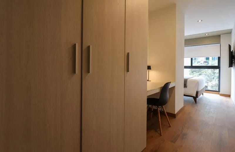 Engaging 2BR Retreat w/ Balcony in Miraflores