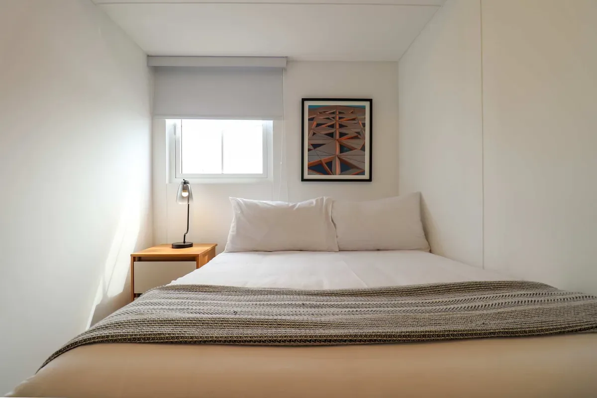 Stylish 2BR w/ Balcony & View in Miraflores