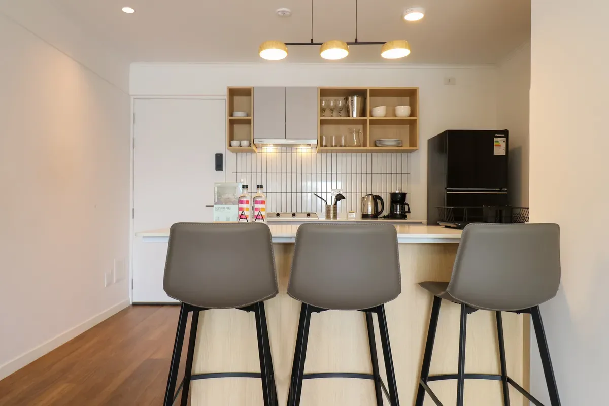 Stylish 2BR w/ Balcony & View in Miraflores